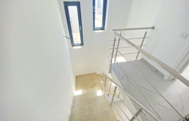 Casa individuala 6 camere., Teren 447 mp, Beci, Zona Parfumului