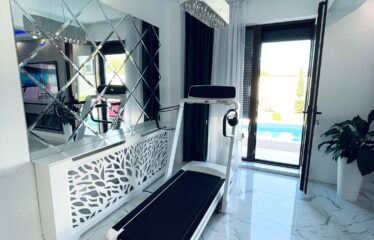 Casa lux, 6 camere, 4 bai, piscina, complet mobilata si utilata