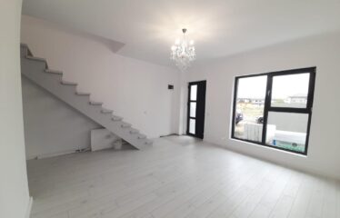 Casa 3 camere finalizata 2022, Gata de mutat