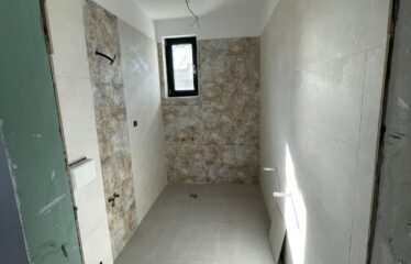 Casa individuala 4 camere, Mansarda finisata cu scara din beton