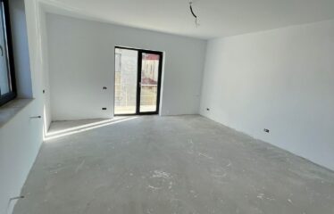 Casa individuala 4 camere, Mansarda finisata cu scara din beton