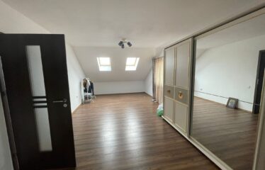 Casa individuala 5 camere, Teren 1800 mp, Ciolpani