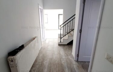 Casa Tip Duplex, Curte 270mp, Zona Linistita