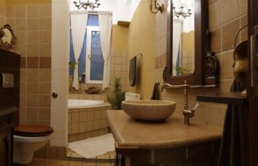 Duplex str. Dantelei, 4 camere, living 58 mp