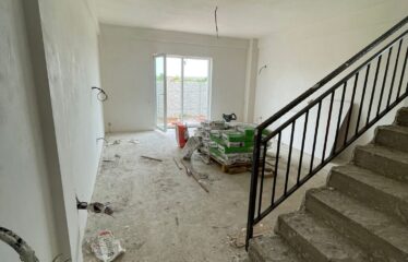 Casa individuala cuplata in imediata apropiere de Sos. Alexandriei