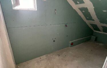 Casa individuala cuplata in imediata apropiere de Sos. Alexandriei